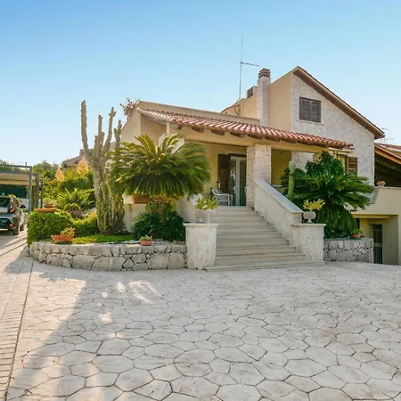 Tatil Evi Awesome In